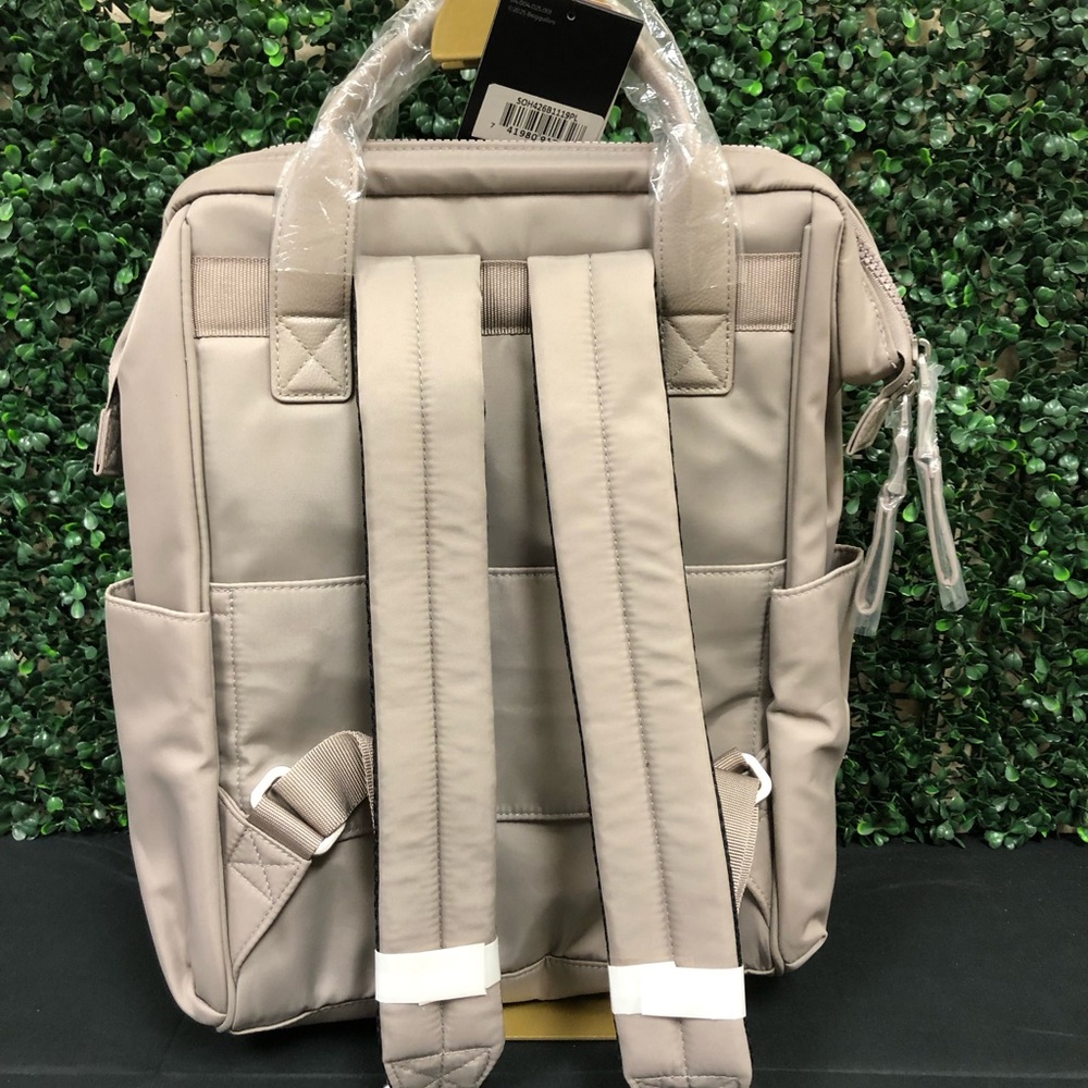 Baggallini Soho Backpack - Picture 2 of 14